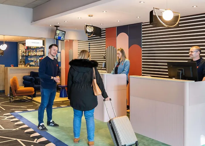 Ibis Part Dieu Les Halles Otel 3*
