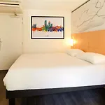 Ibis Part Dieu Les Halles Hotell