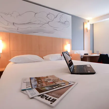 Ibis Part Dieu Les Halles Otel 3*