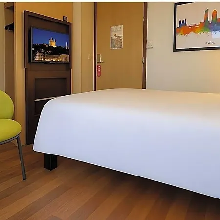 Ibis Part Dieu Les Halles Лион